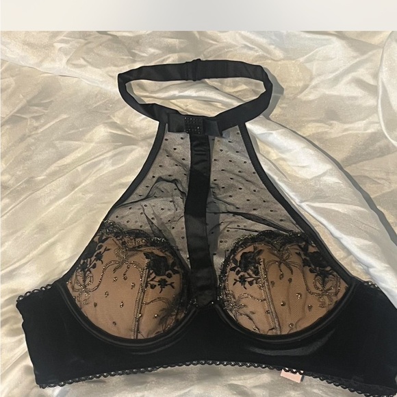 Victoria's Secret Black and Tan Lace Halter Bra - Picture 3 of 4
